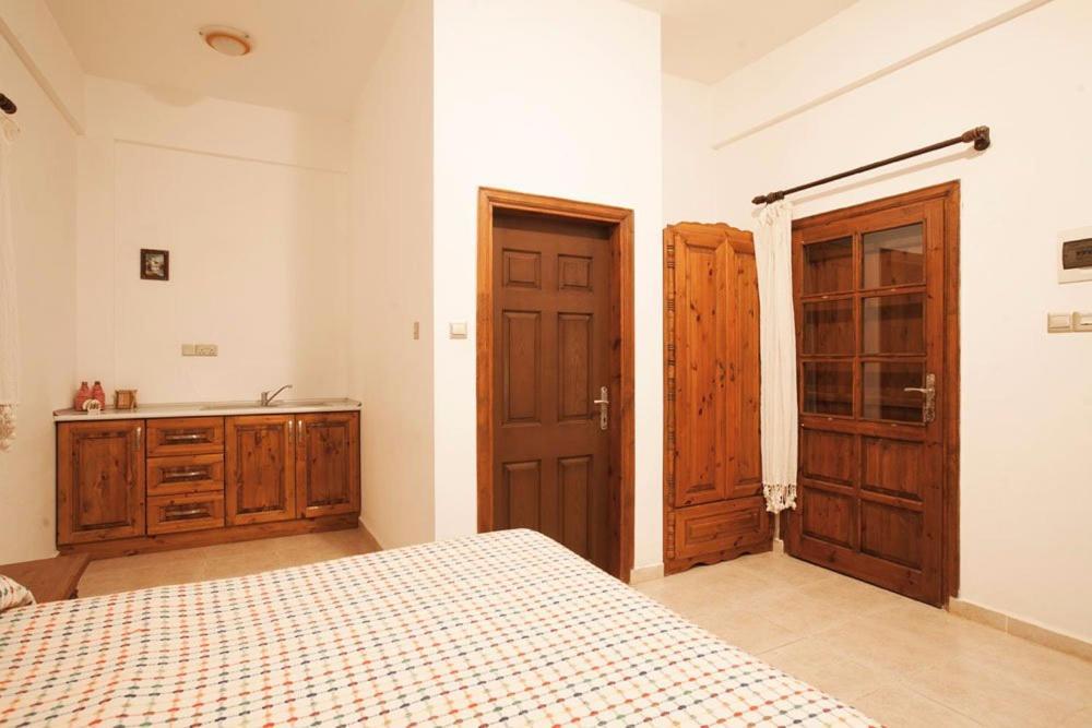 Glaro Garden Hotel Agia Trias Ngoại thất bức ảnh
