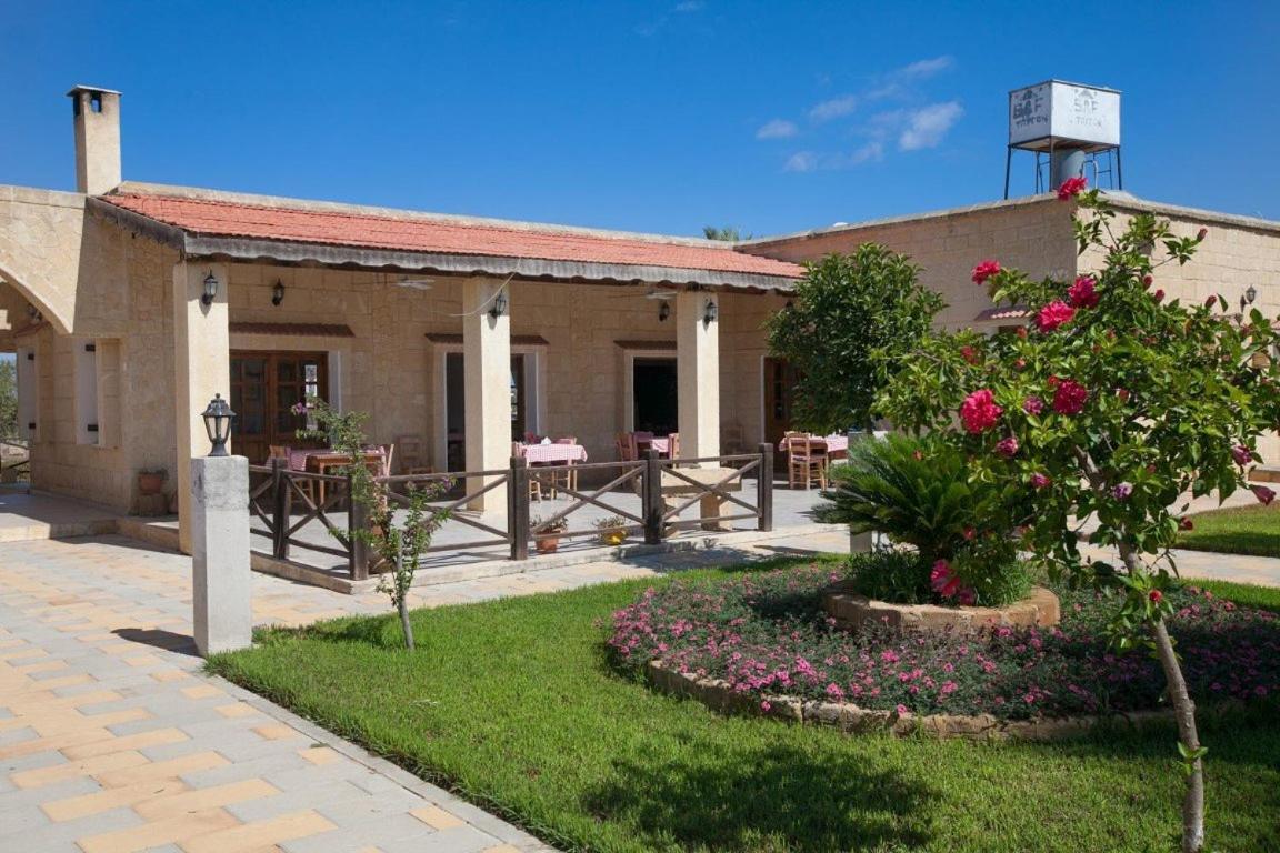 Glaro Garden Hotel Agia Trias Ngoại thất bức ảnh